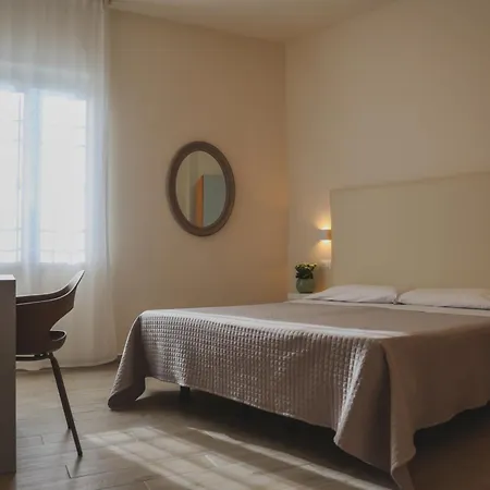 Eden 酒店 巴多利诺