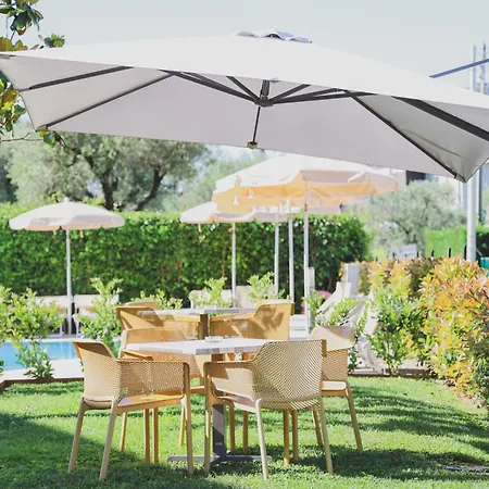 Eden Hotell