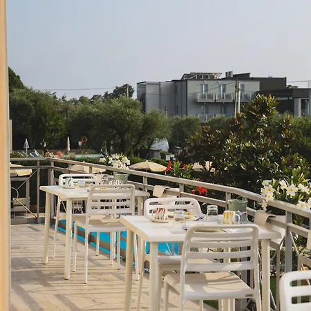 Eden Hotell