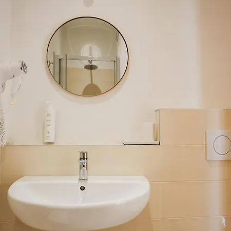 酒店 Eden 巴多利诺