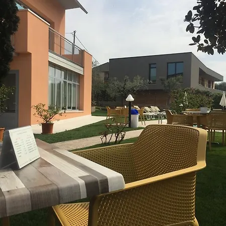 Hotel Eden 2*
